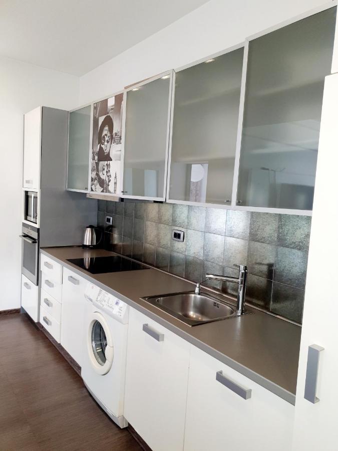 Top Center Apartment Next To Vitosha Boulevard Sofia Exterior foto